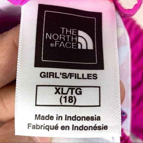 The North Face On Mountain Girls Shorts Size XL - Picture 8 of 9